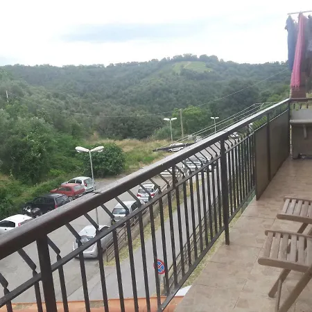 Casa Vacanza A Vakantiehuis *